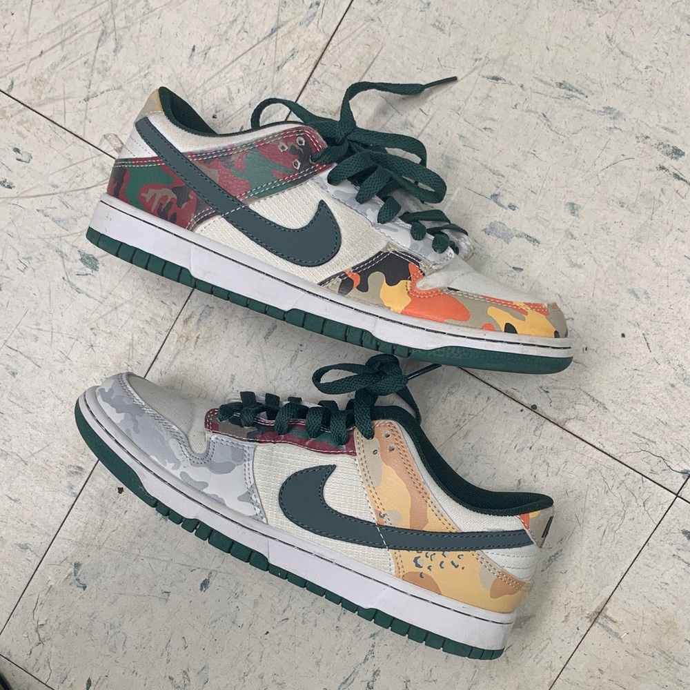 Nike Kids Low-Top Sneakers - Green, Beige, Orange Camo